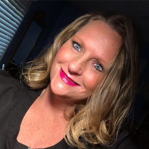 Meet your Posher, Nicky